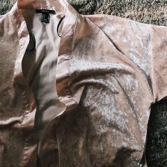 Forever 21 Sweaters - NWOT• F21 | Velvet Cardigan